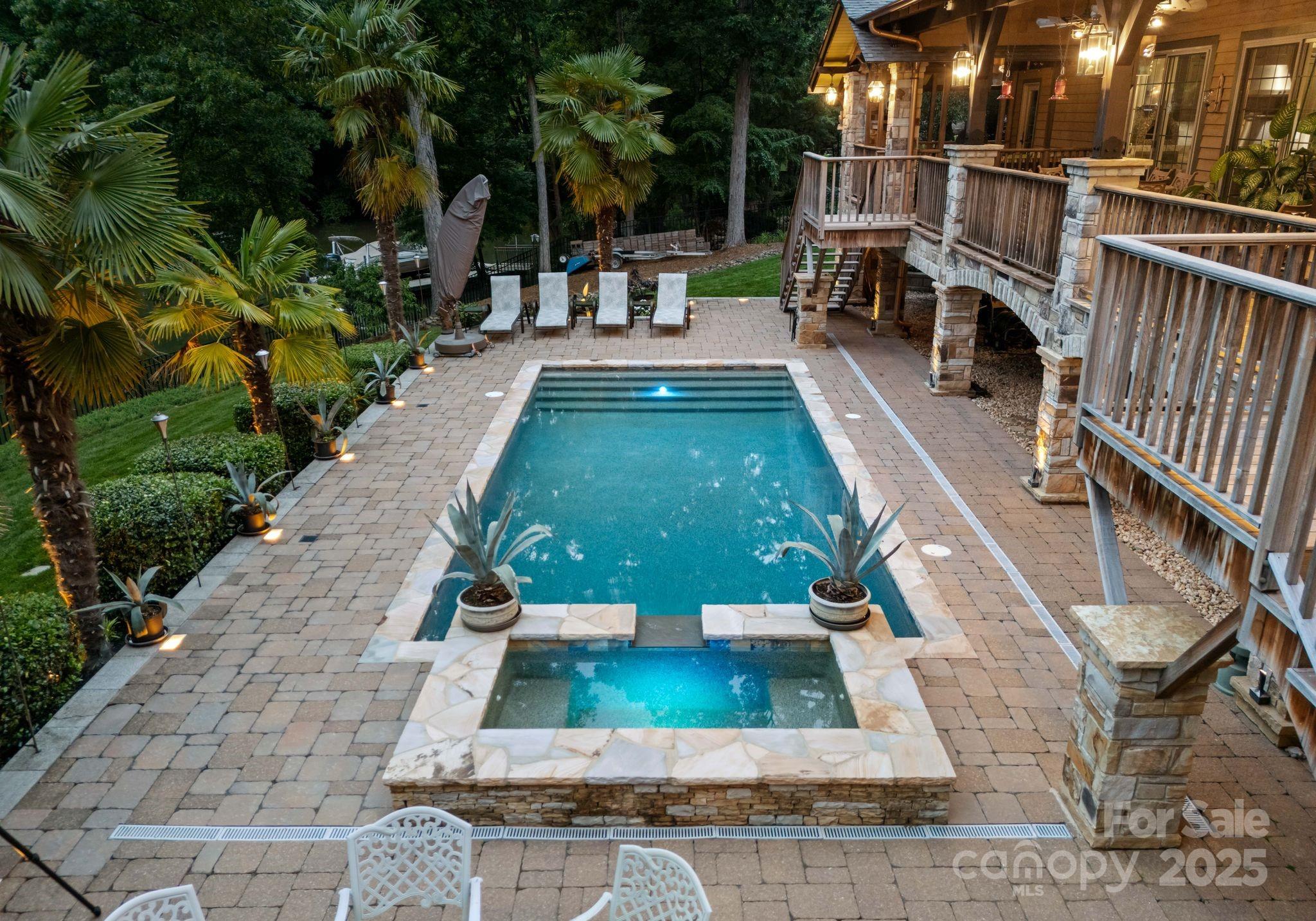 116 Creeky Hollow Drive