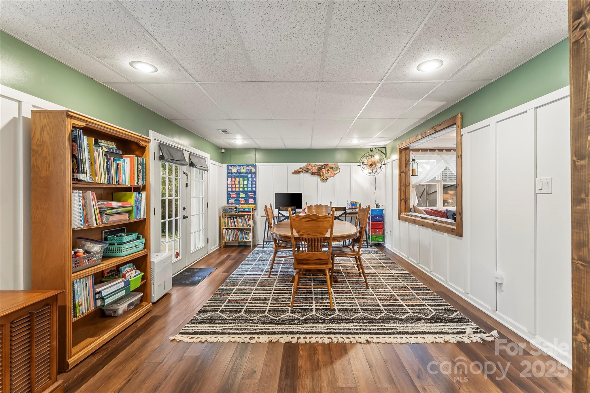 Woodwinds - Residential