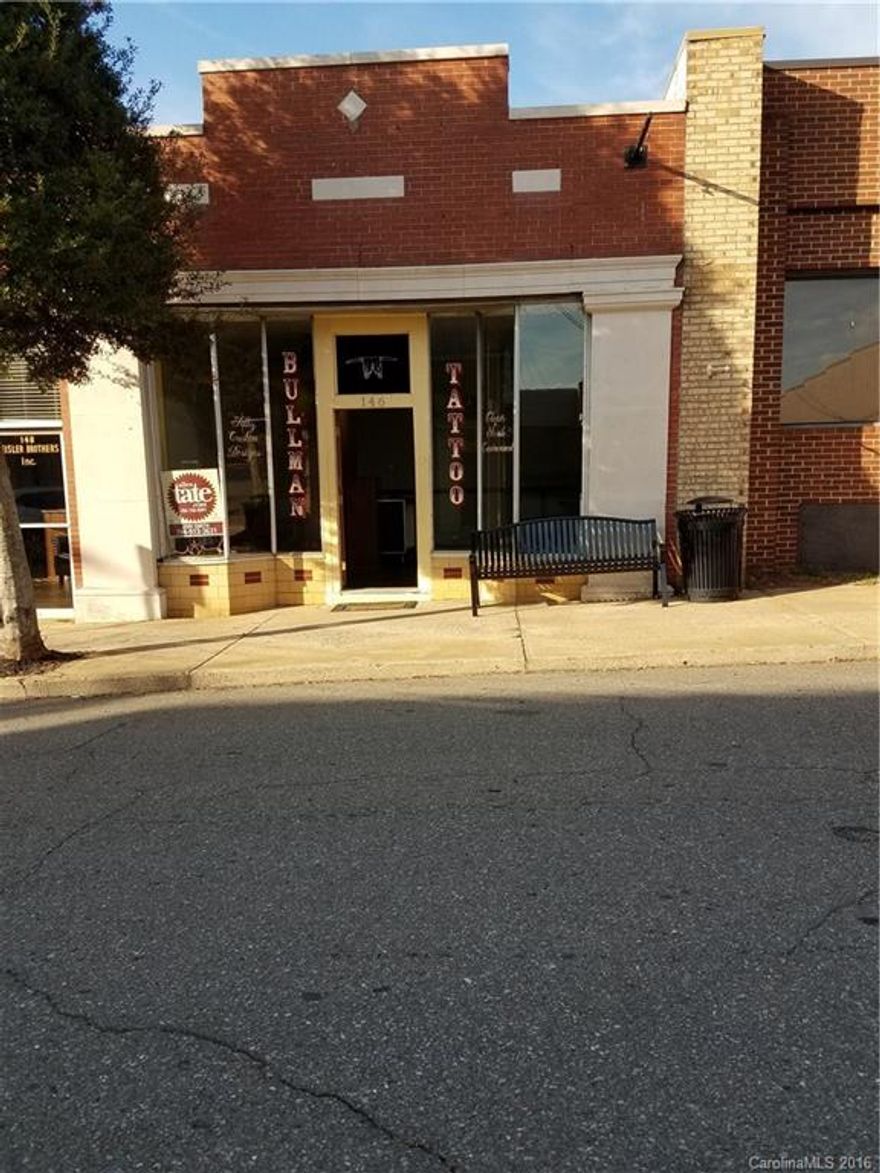 Downtown Kings Mtn. Open front office w/display windows. 3 private office rooms. Bathroom and storage room.