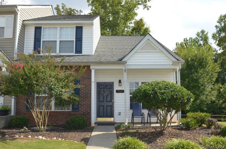 Bright open floor plan with 2-story Great Room.  Master on Main, Bedroom 2 up, with Loft that may be converted to a Bedroom.  Deck overlooking wooded area;  Private End Unit.  2 Parking Spaces.  Community Pool, Playground, Lower SC Taxes, with Easy Commute to S. Charlotte.
521/Lancaster Highway S.  Approx 2 Miles S of 160.  Enter Hanover Place.  Take a Left on Warrior, Rt. on Sun Dance.  Home is on the Left.