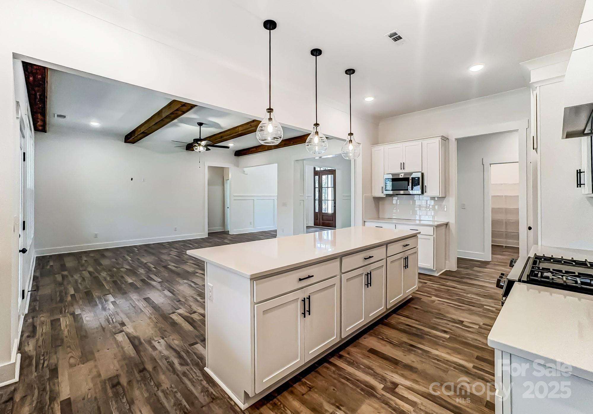 Sanders Landing - Residential