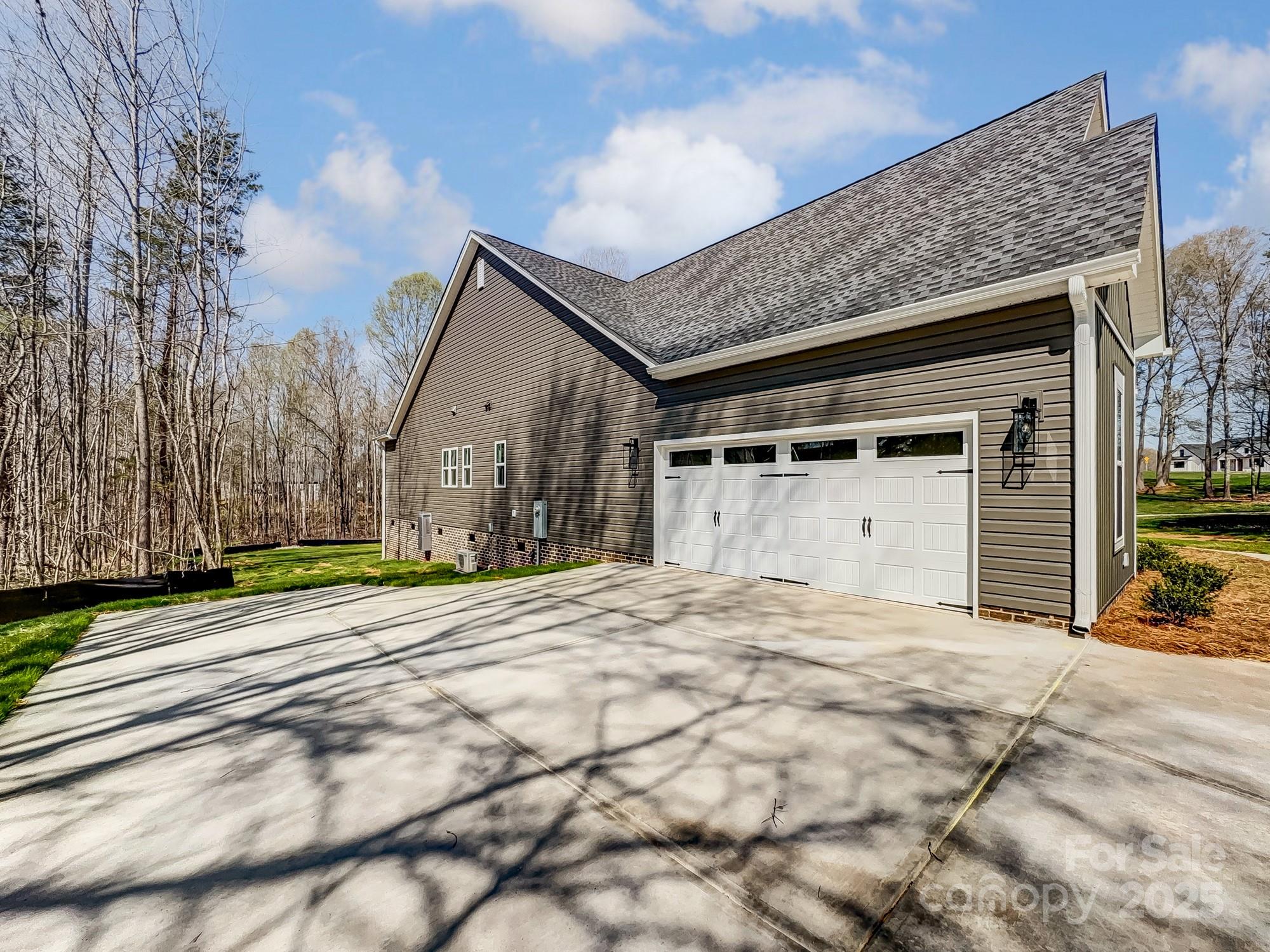 Sanders Landing - Residential