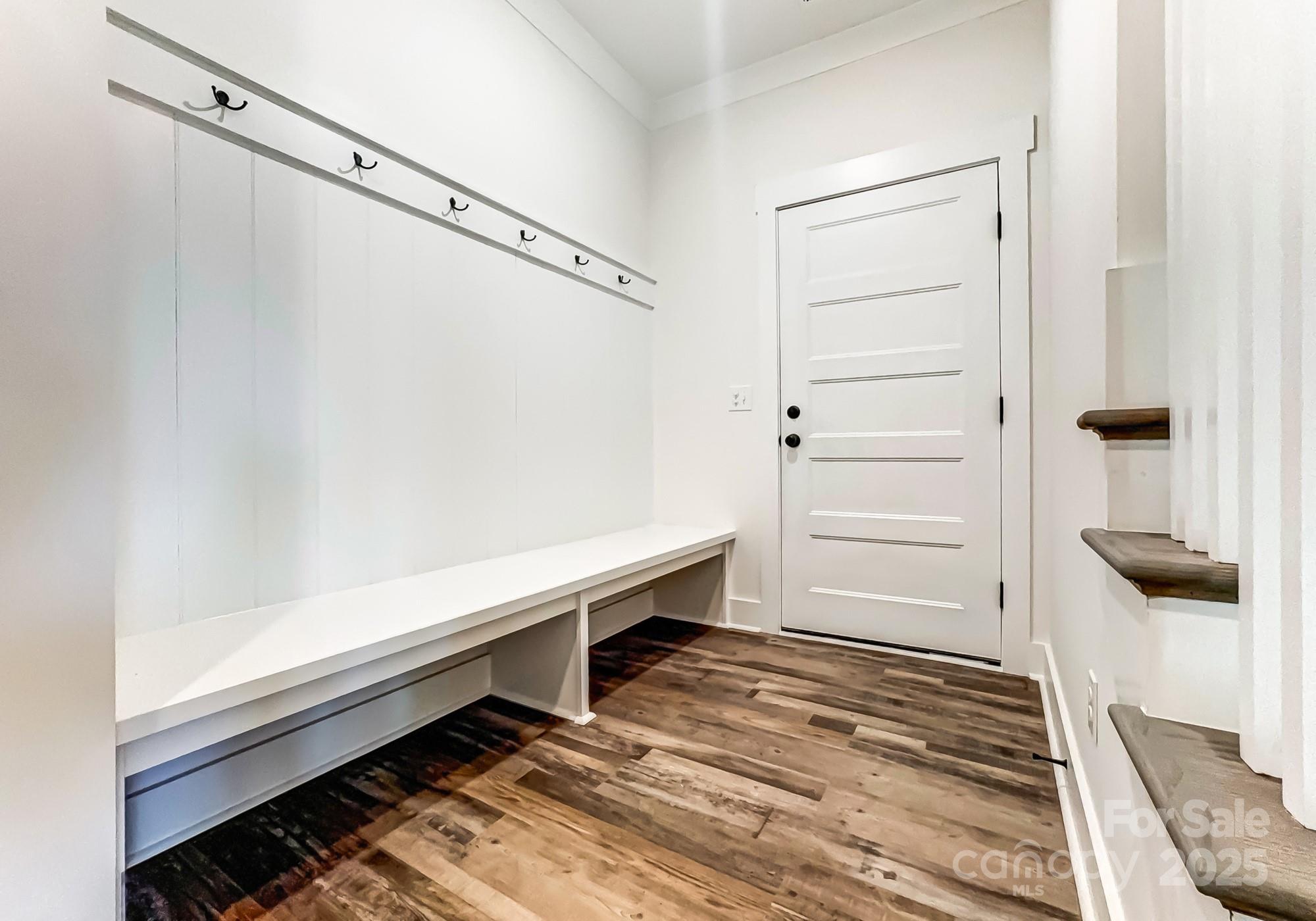 Sanders Landing - Residential