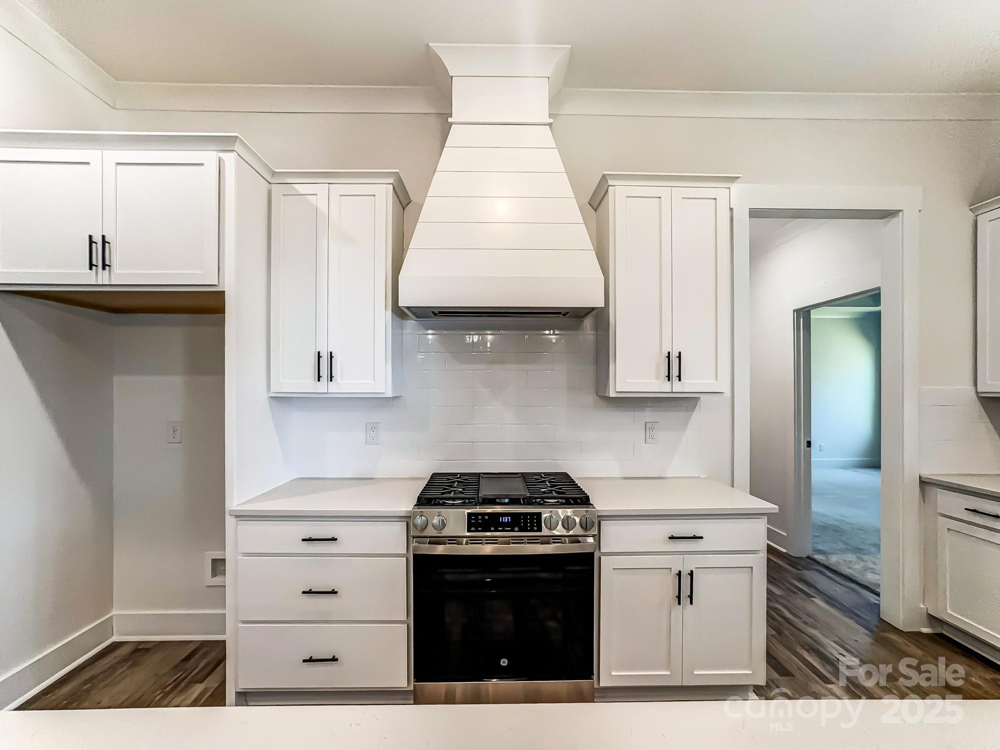 Sanders Landing - Residential