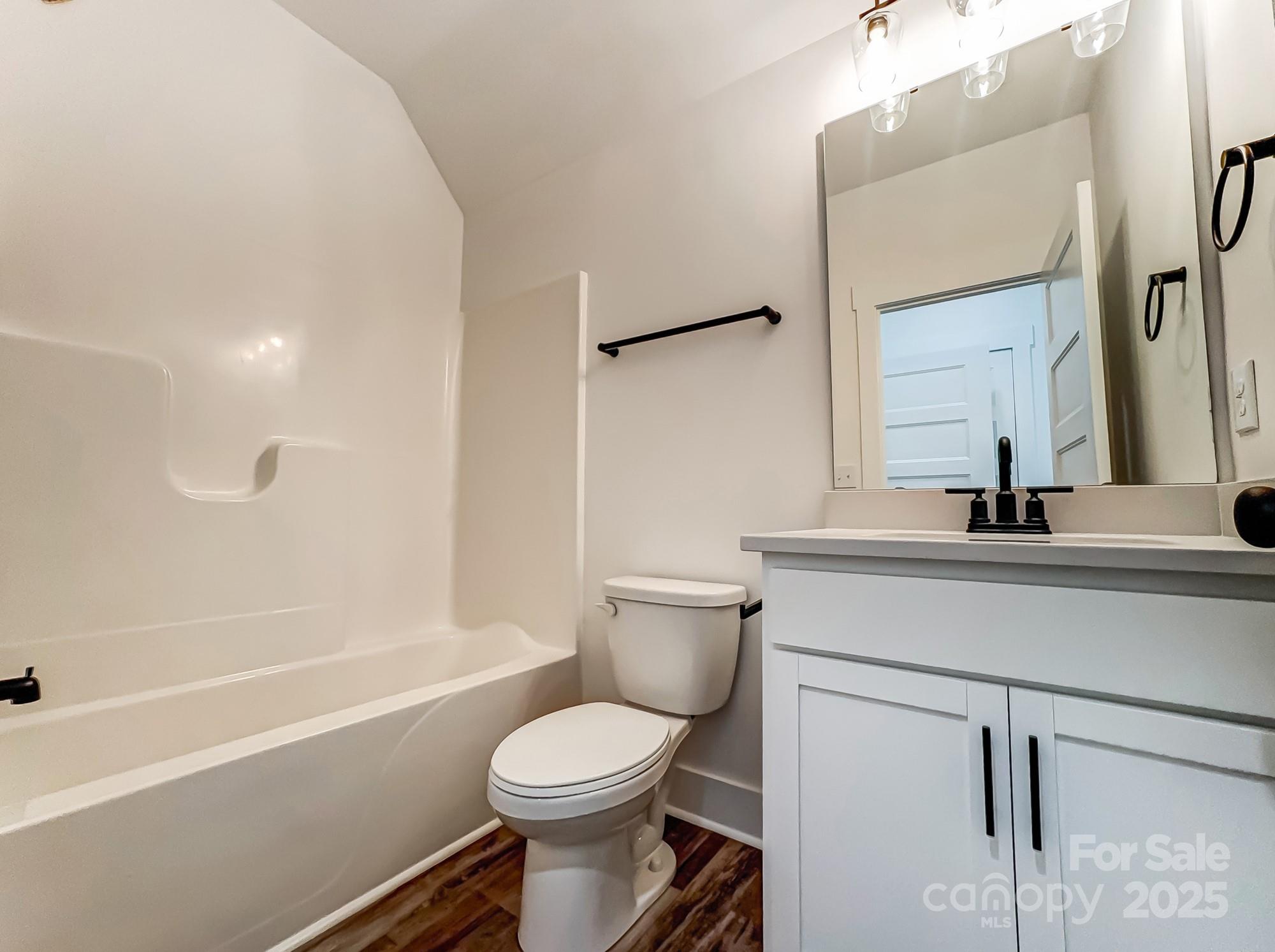 Sanders Landing - Residential