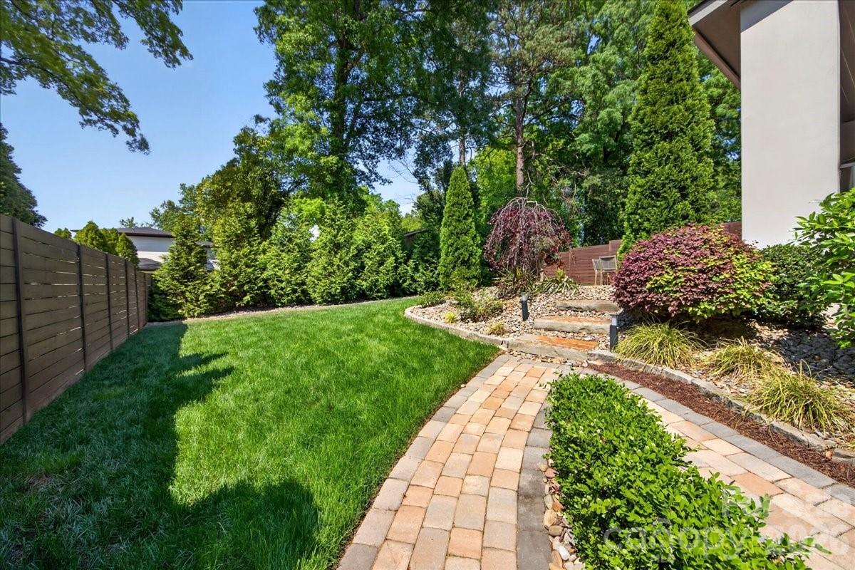 Oakhurst - Residential