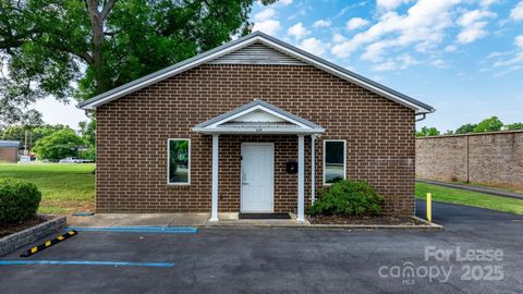 615 Main Avenue SW Hickory NC 28602