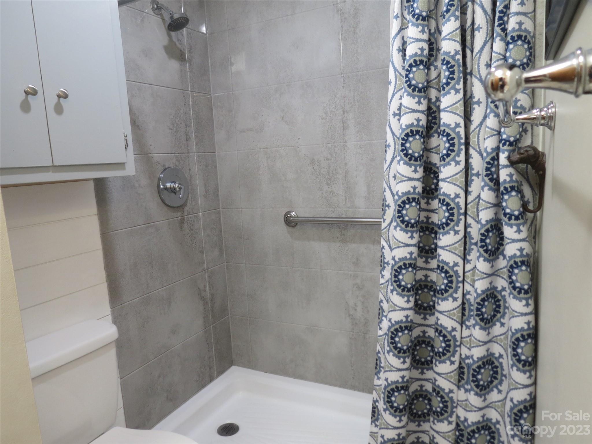 Leewood Acres - Residential