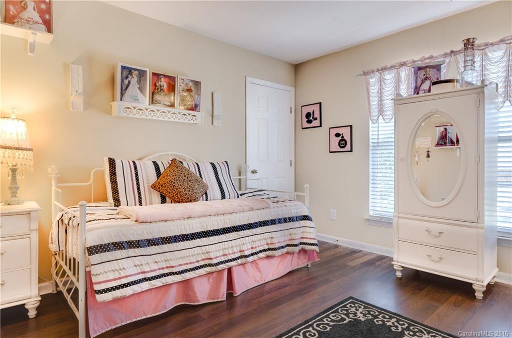 Autumn Cove at Lake Wylie - Residential