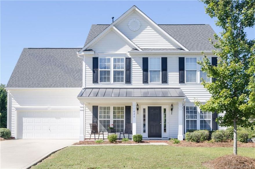 This one is it! Desirable Autumn Cove in Lake Wylie. This 4 bed 2.5 bath home has been well maintained. 1 owner. All bedrooms upstairs. Large open floor plan with wood laminate flooring throughout the home. All appliances convey. Upstairs laundry.  Great schools and an easy commute to anywhere. Low South Carolina taxes! This one will go quickly! Come and meet your new home!