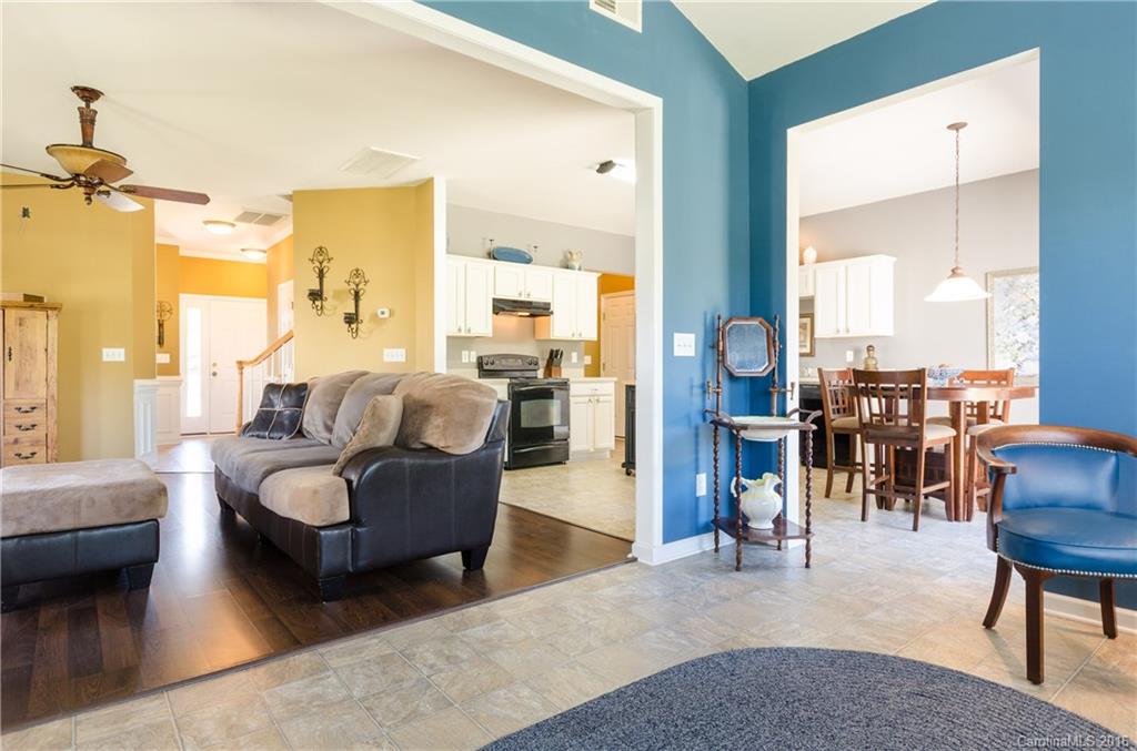 Autumn Cove at Lake Wylie - Residential