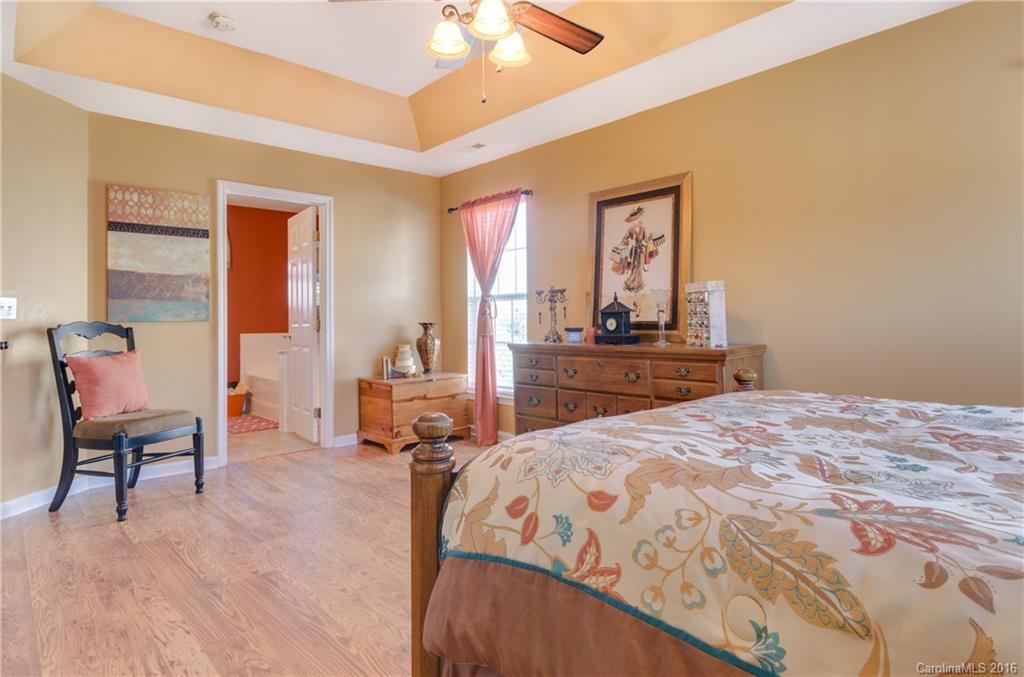 Autumn Cove at Lake Wylie - Residential