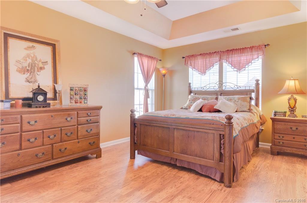 Autumn Cove at Lake Wylie - Residential