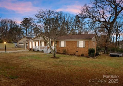 784 Crestmont Drive SE Concord NC 28025