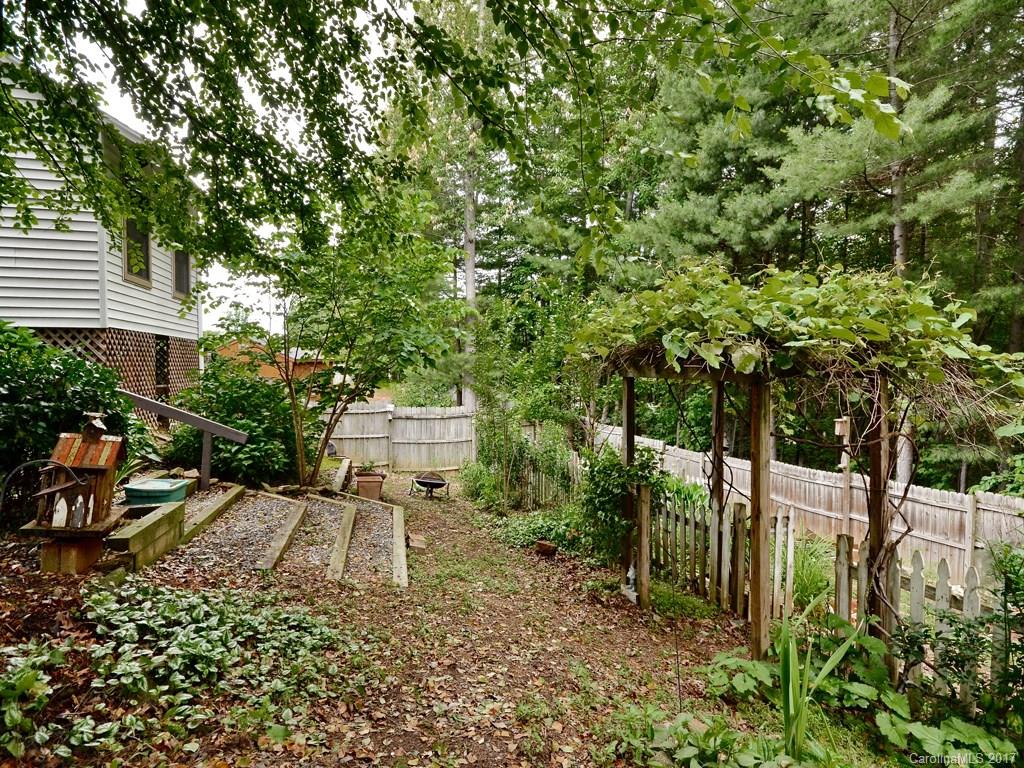 Meadows Of Bradley Branch - Residential