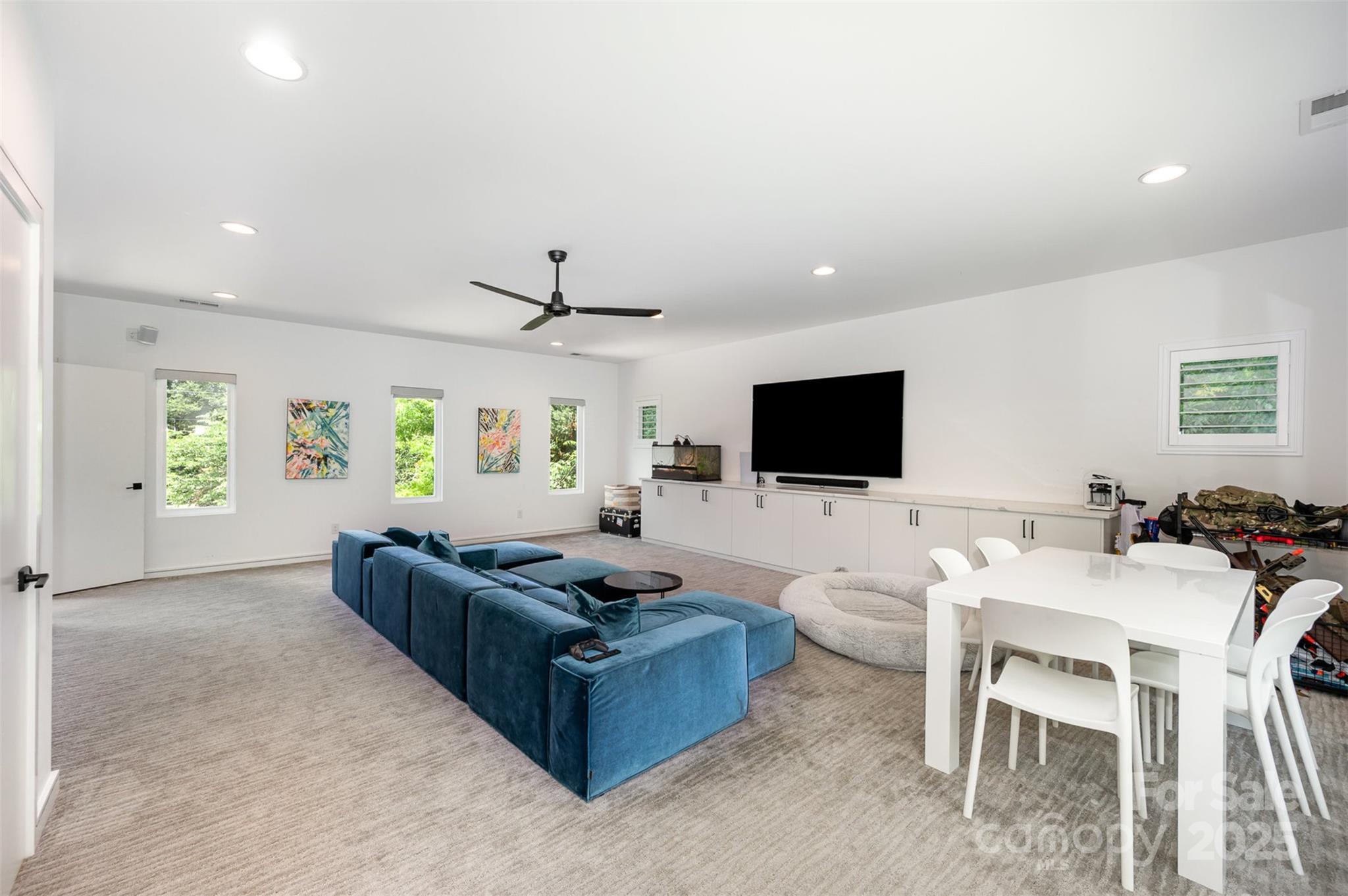 Mammoth Oaks - Residential