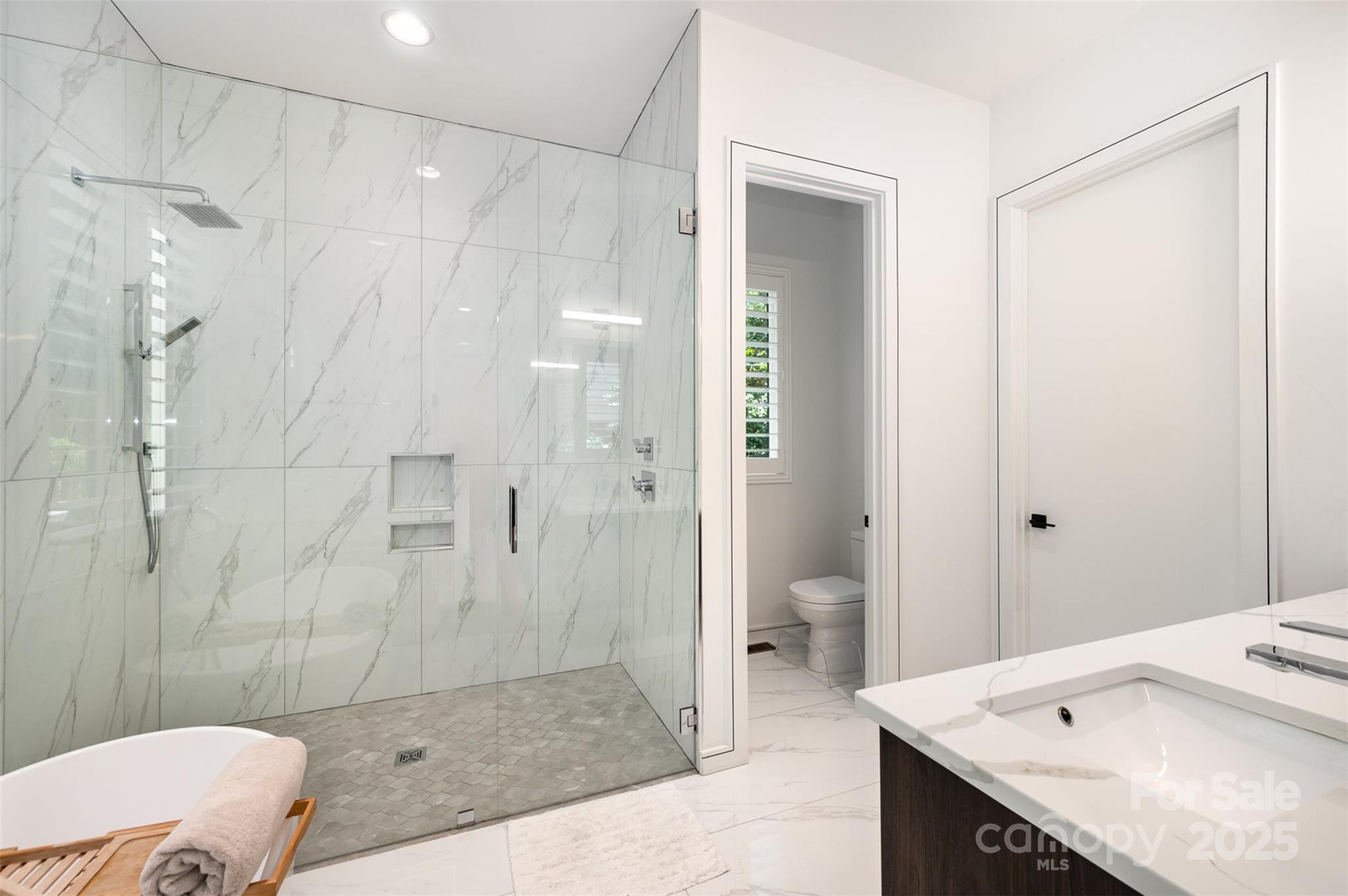 Mammoth Oaks - Residential