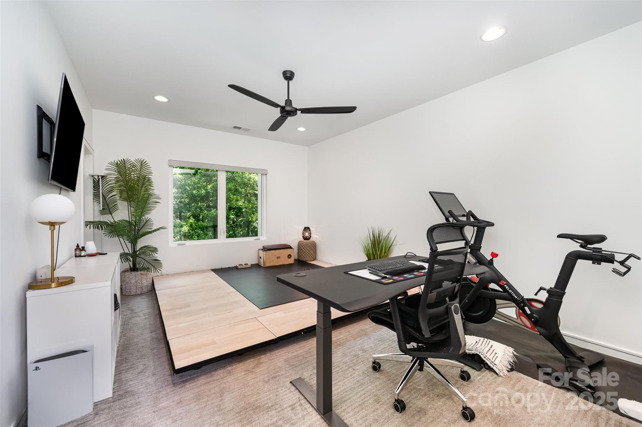 Mammoth Oaks - Residential