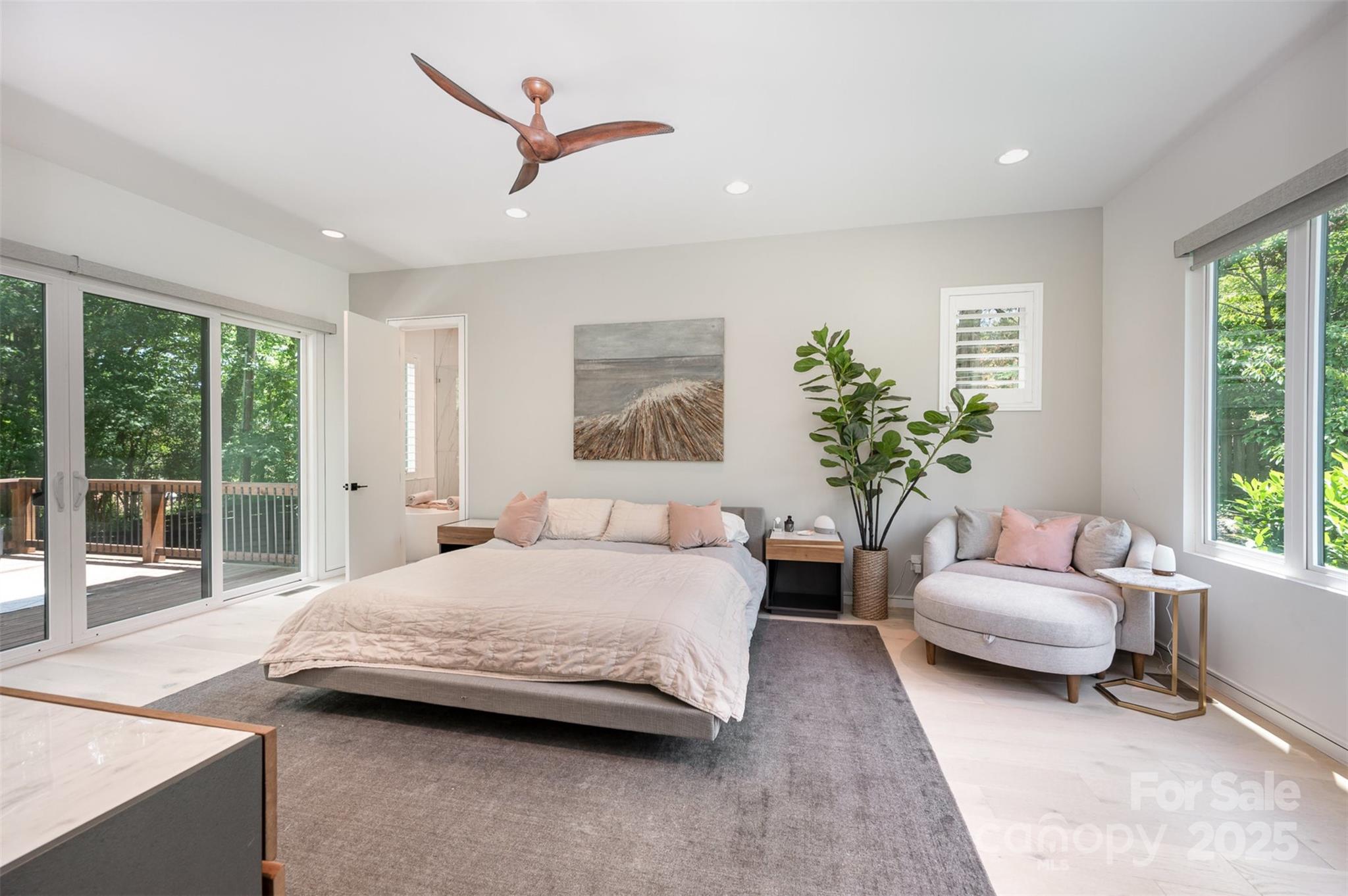 Mammoth Oaks - Residential