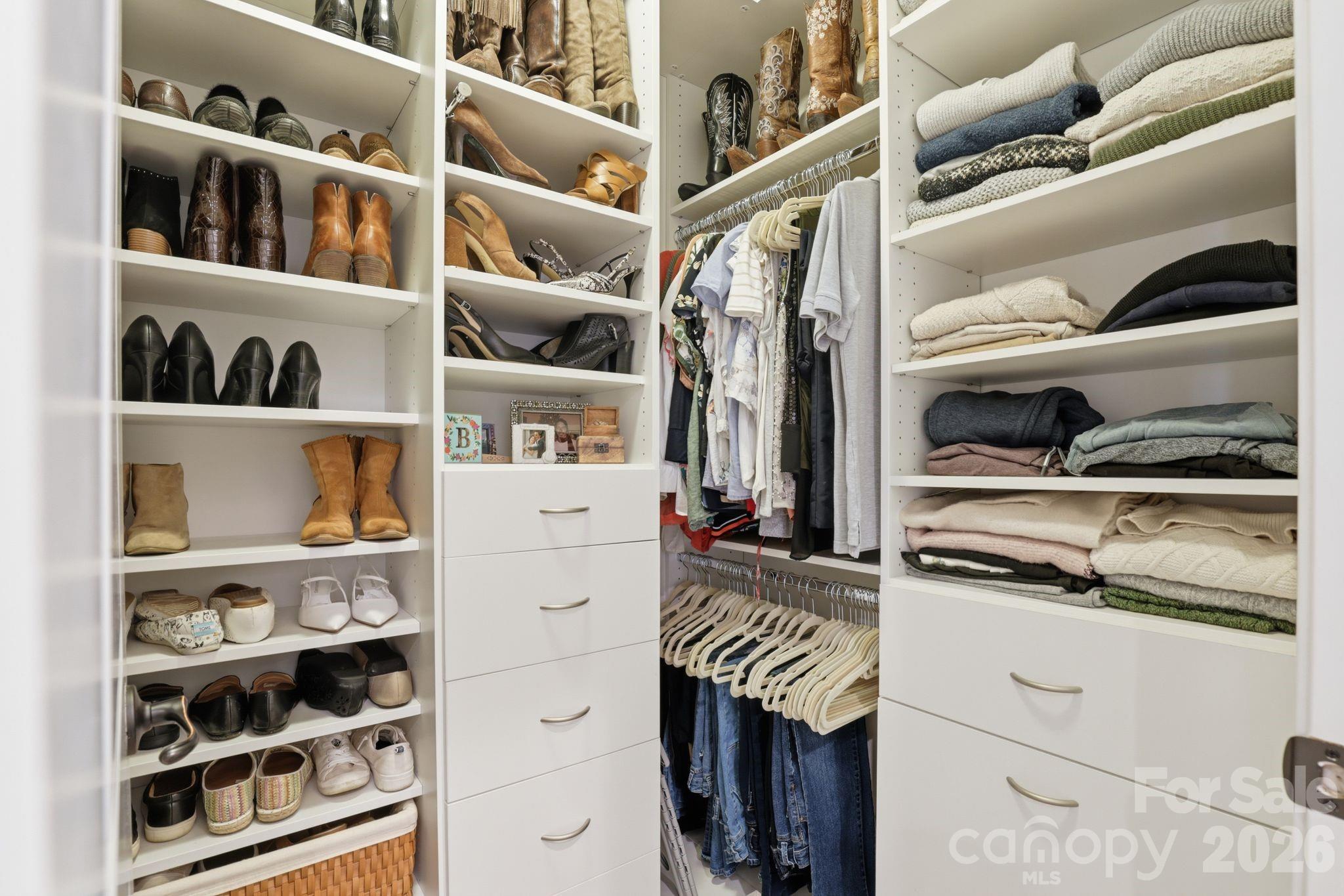 Falls Cove - Residential