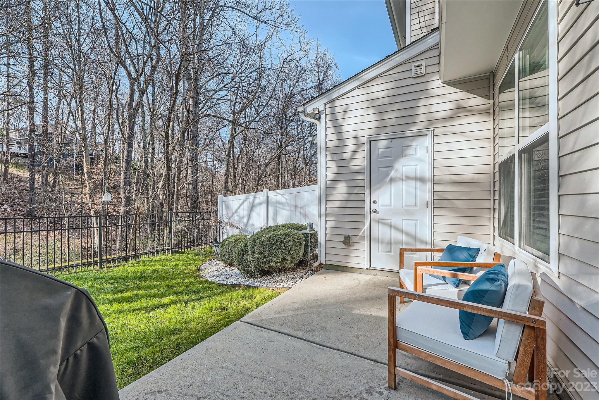 The Mews at Laurel Valley - Residential