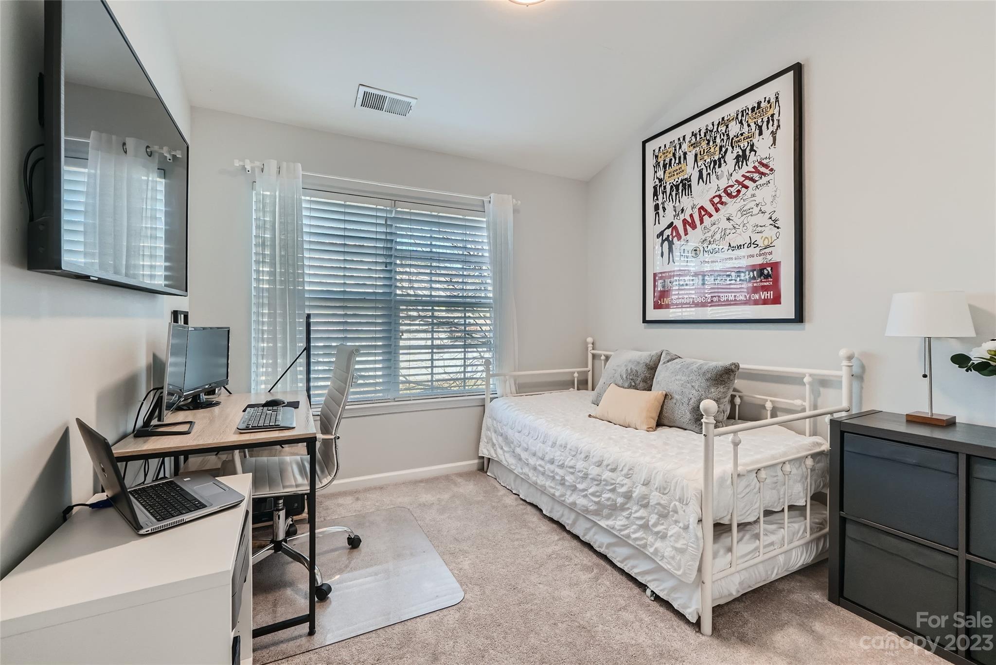 The Mews at Laurel Valley - Residential