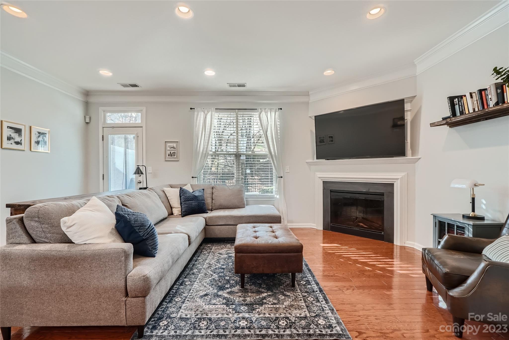 The Mews at Laurel Valley - Residential