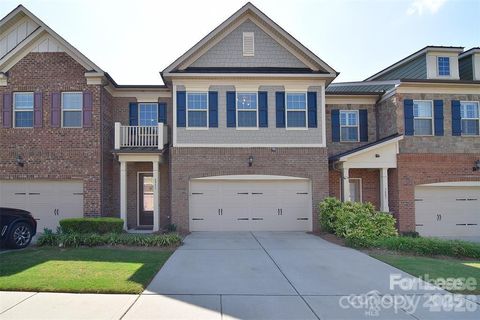 Photo of 6935 Henry Quincy Way, Charlotte, NC 28277 (MLS # 4385588)