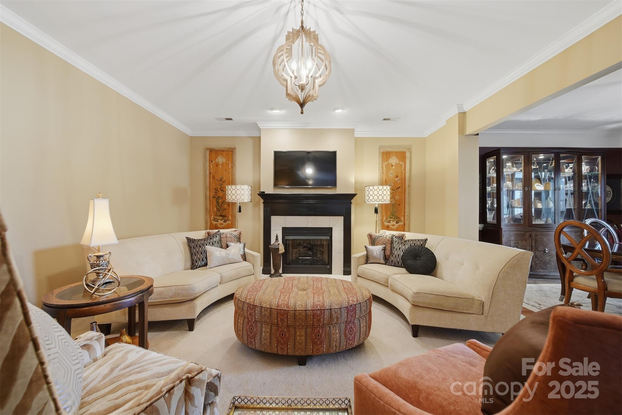 4410 1st Street Drive NW