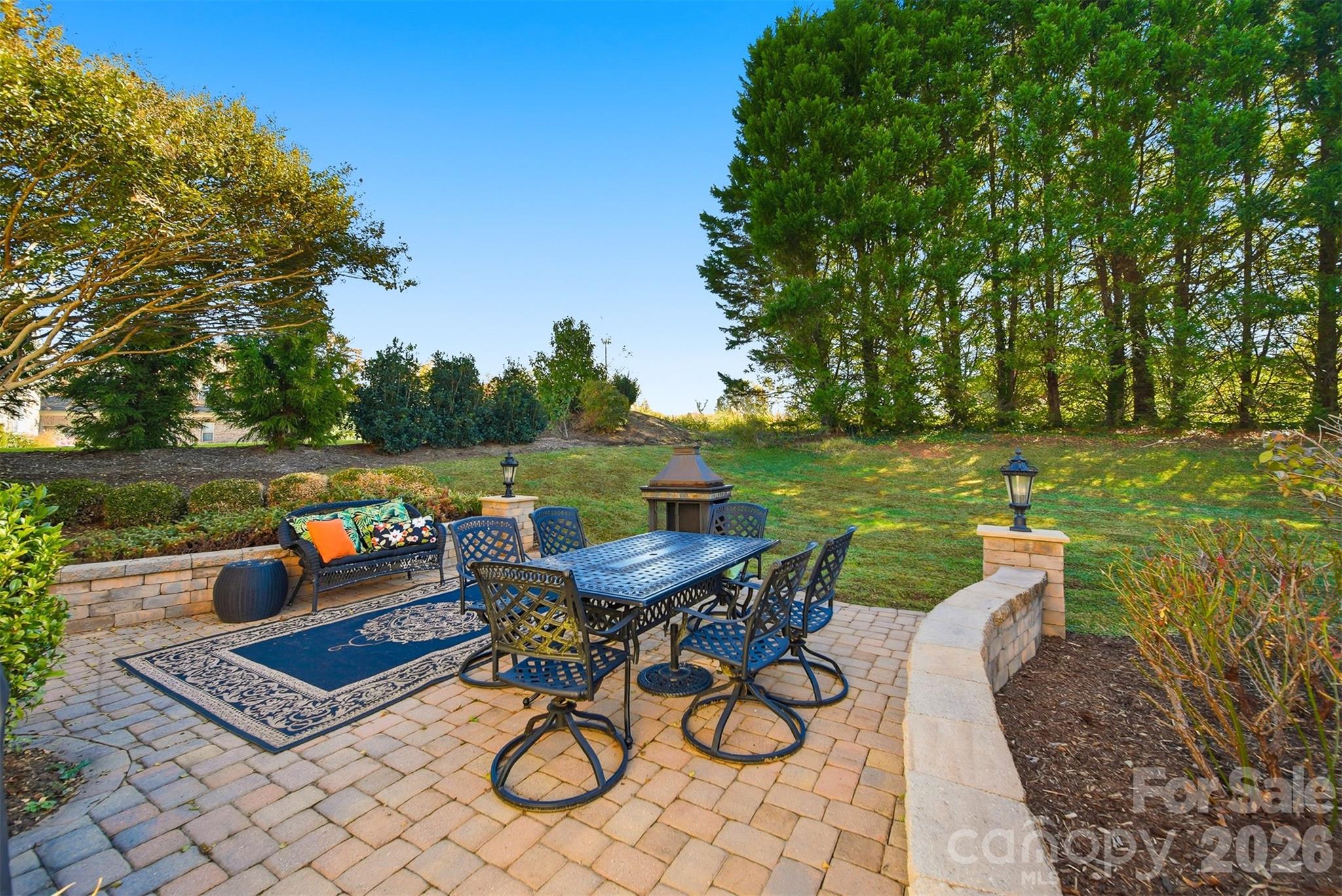 Moores Ferry Townhomes - Residential