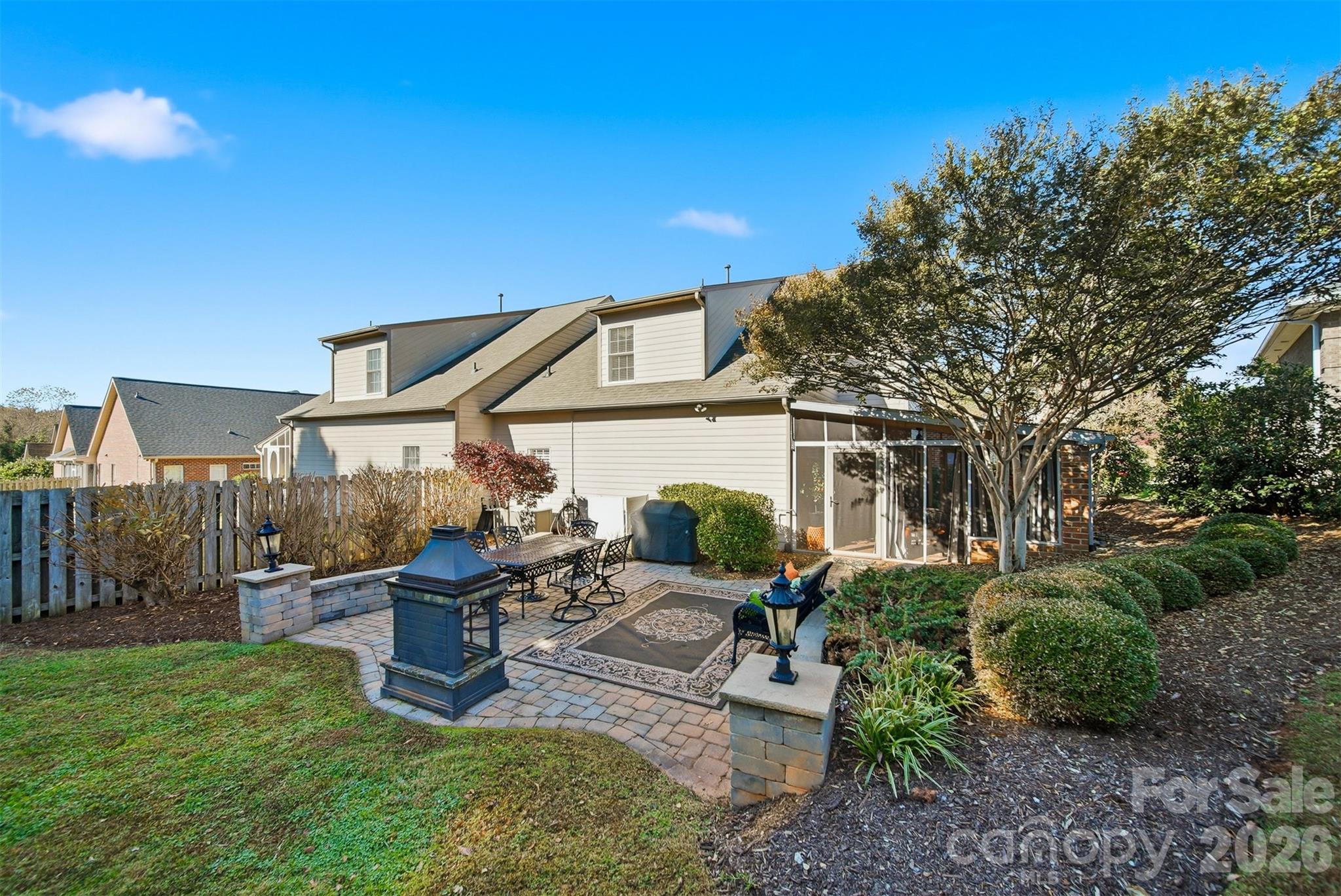 Moores Ferry Townhomes - Residential