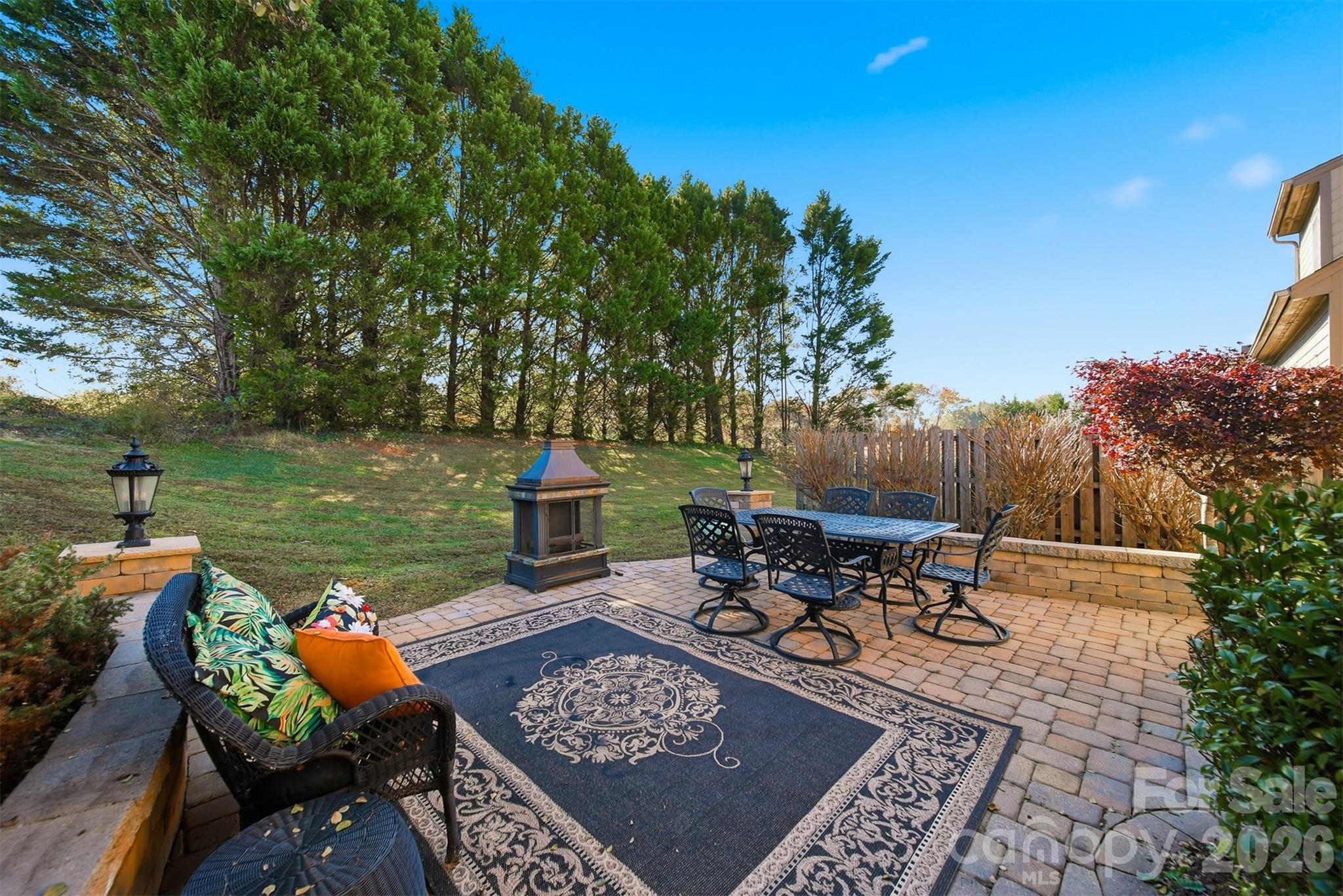 Moores Ferry Townhomes - Residential