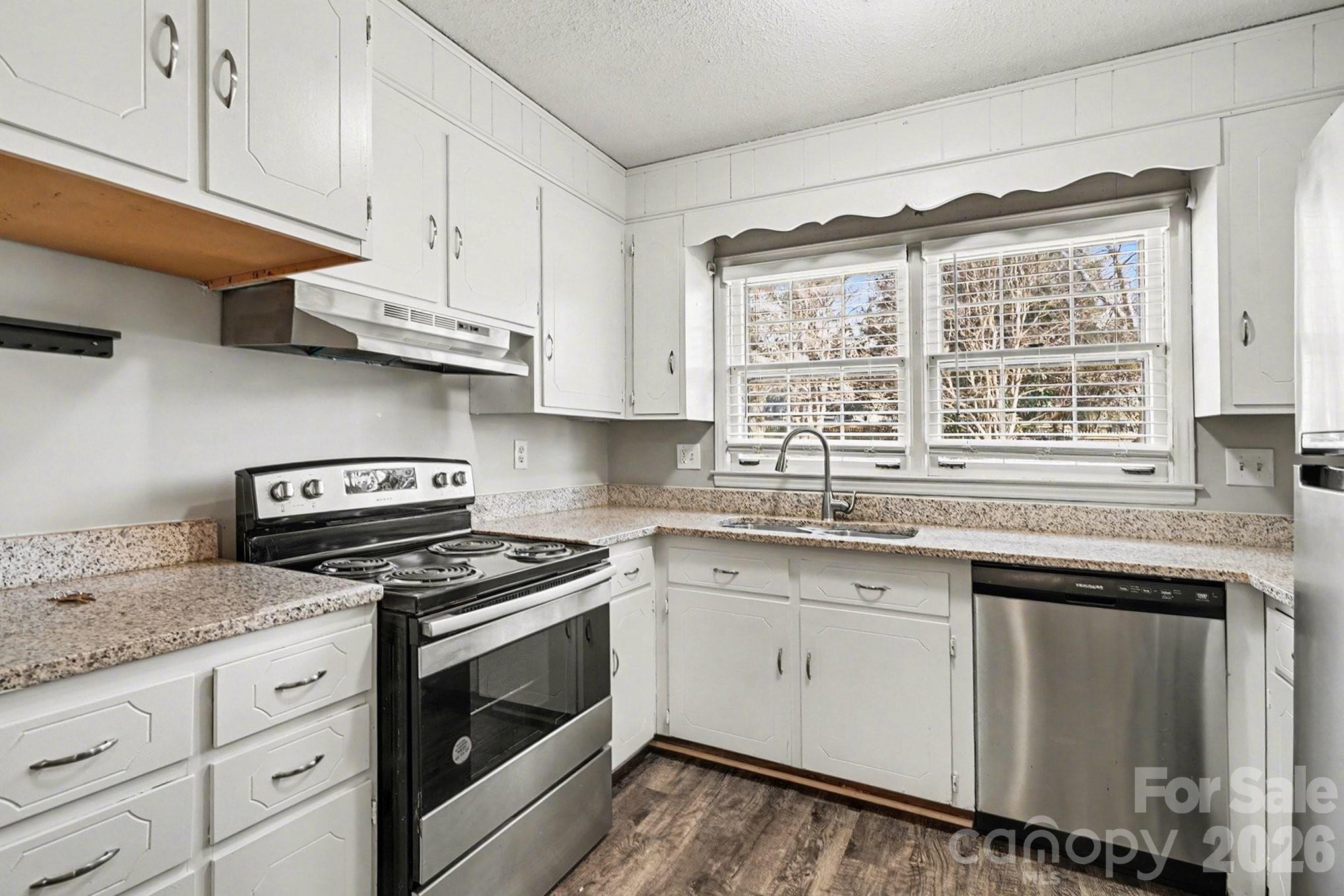 3220 Cross Winds Road