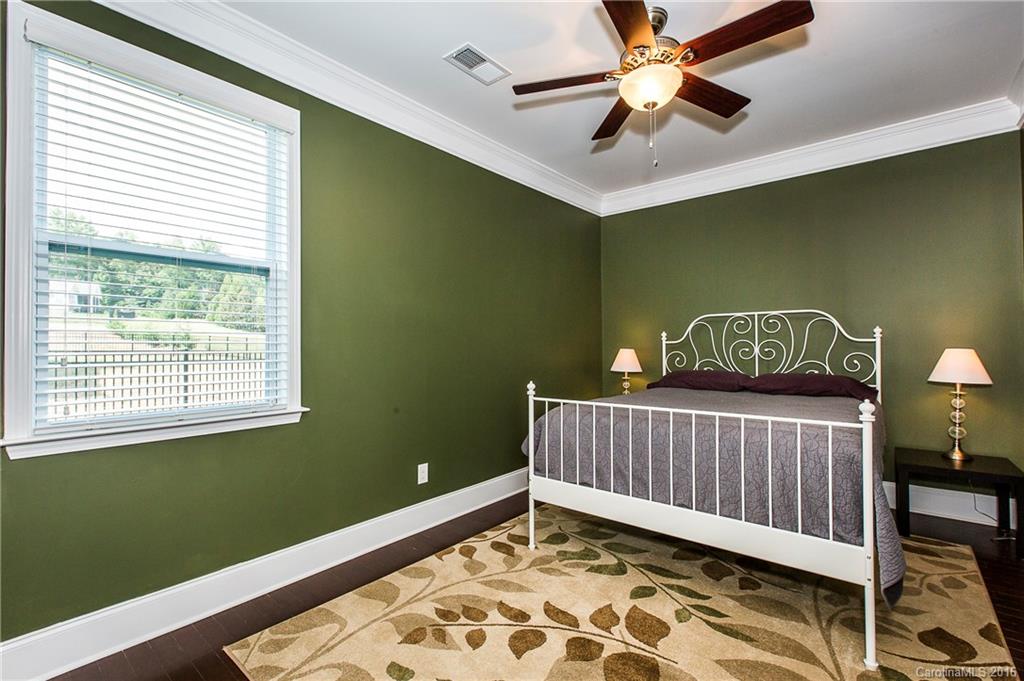 The Vineyards on Lake Wylie - Residential