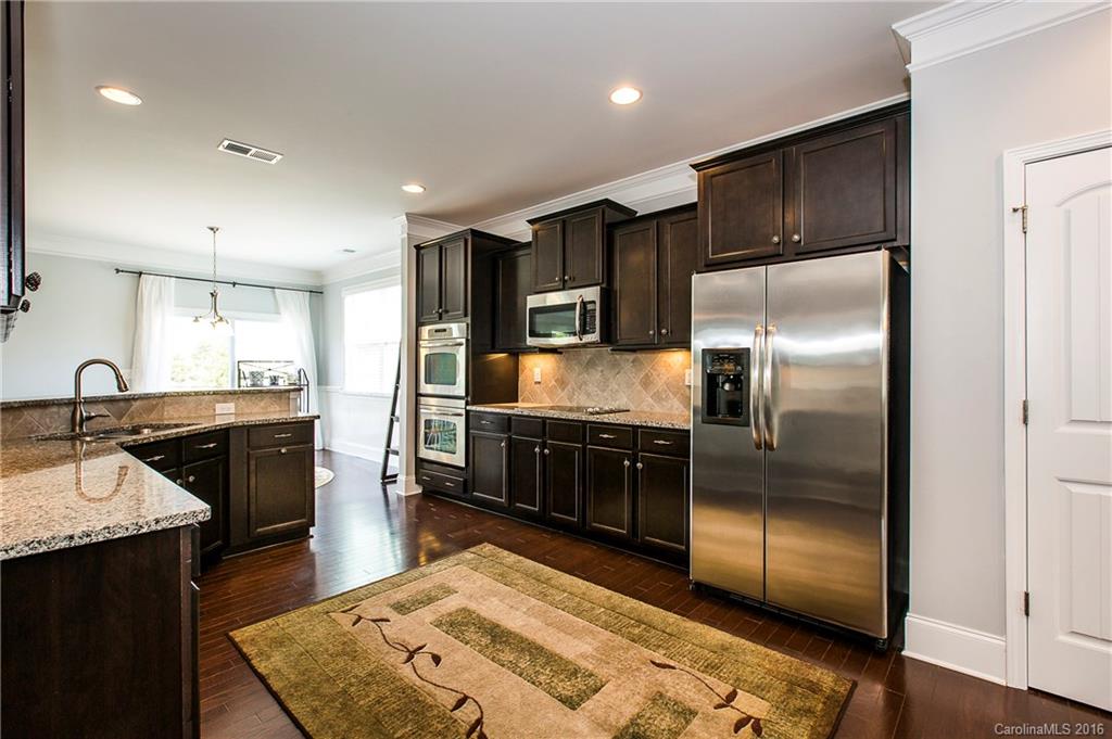 The Vineyards on Lake Wylie - Residential