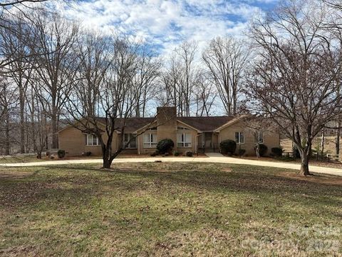 2610 TAYLOR Road Shelby NC 28152