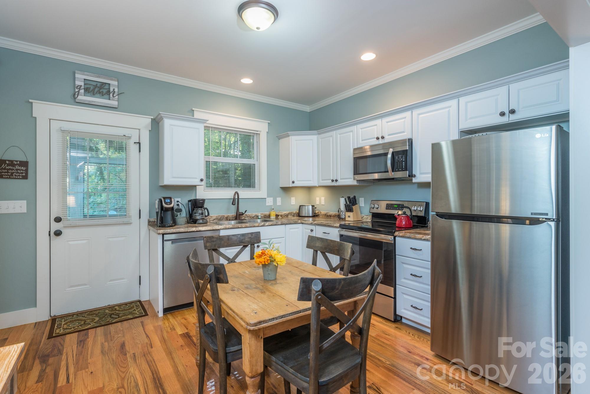 726 Rhododendron Avenue