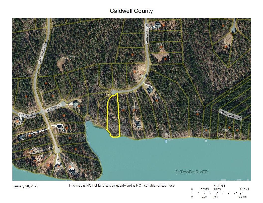 The Waterfront Club - Land