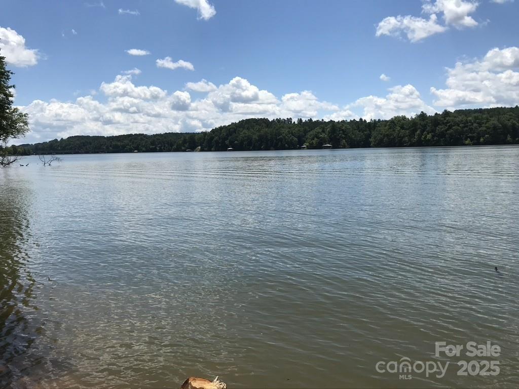 The Waterfront Club - Land