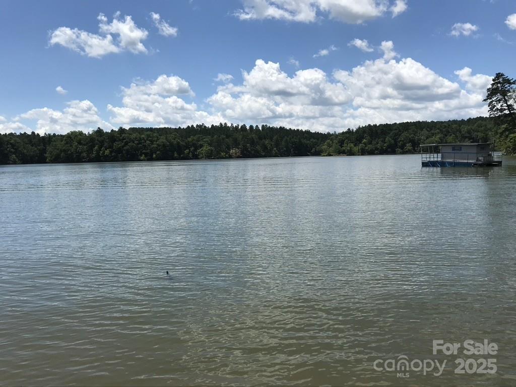 The Waterfront Club - Land