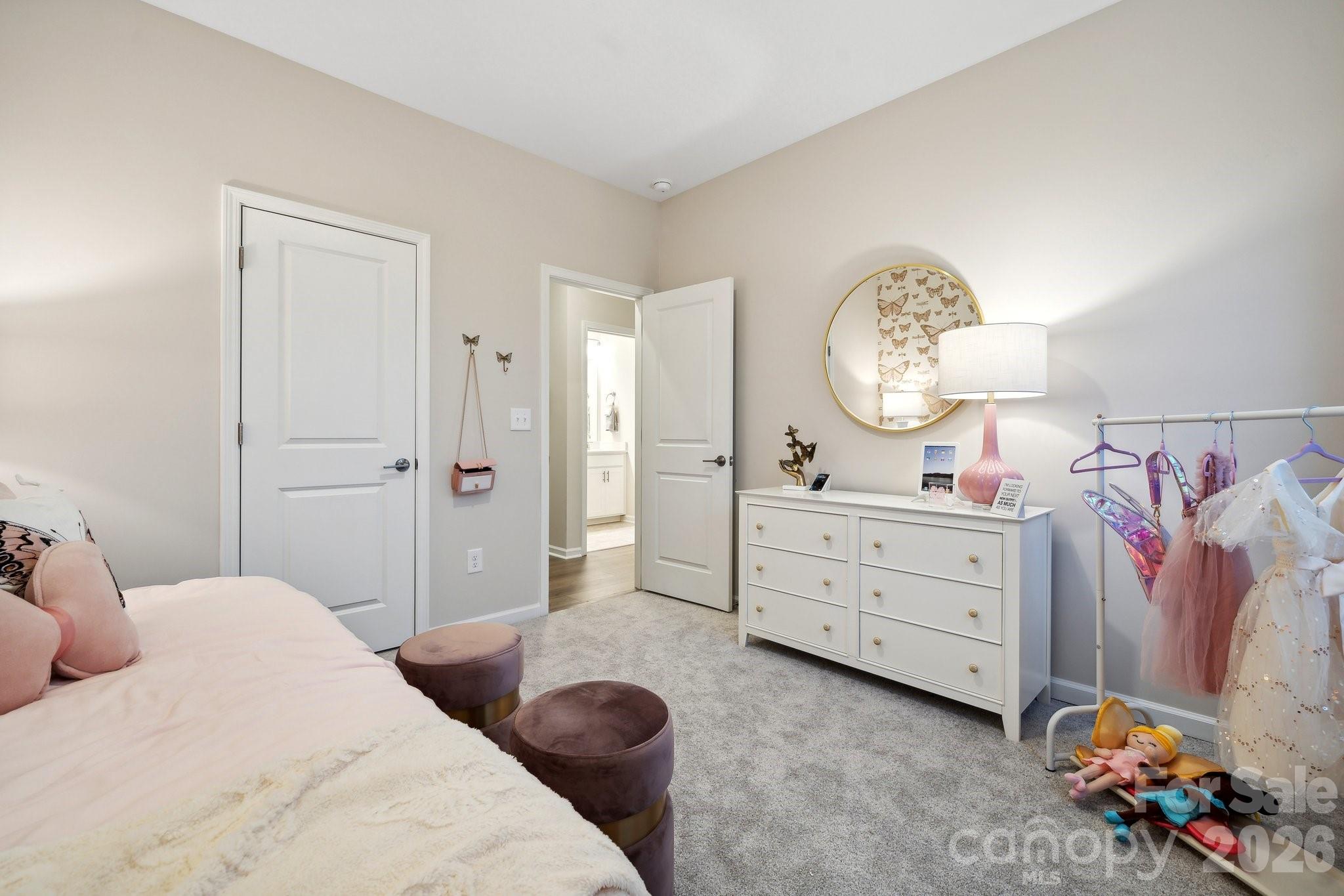 The Ridge at Sugar Creek - Residential