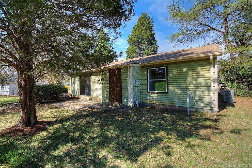 Twelve Oaks - Residential