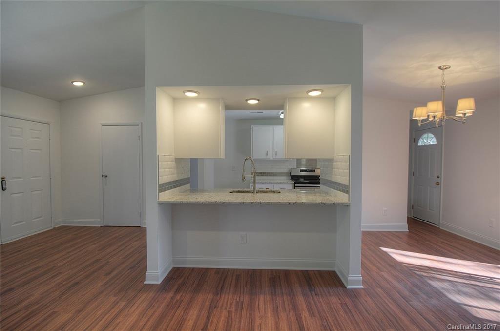 Twelve Oaks - Residential