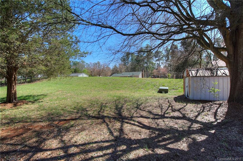 Twelve Oaks - Residential