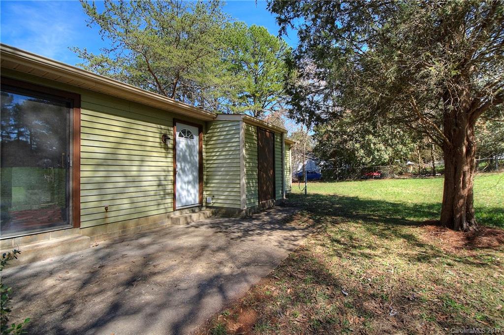 Twelve Oaks - Residential