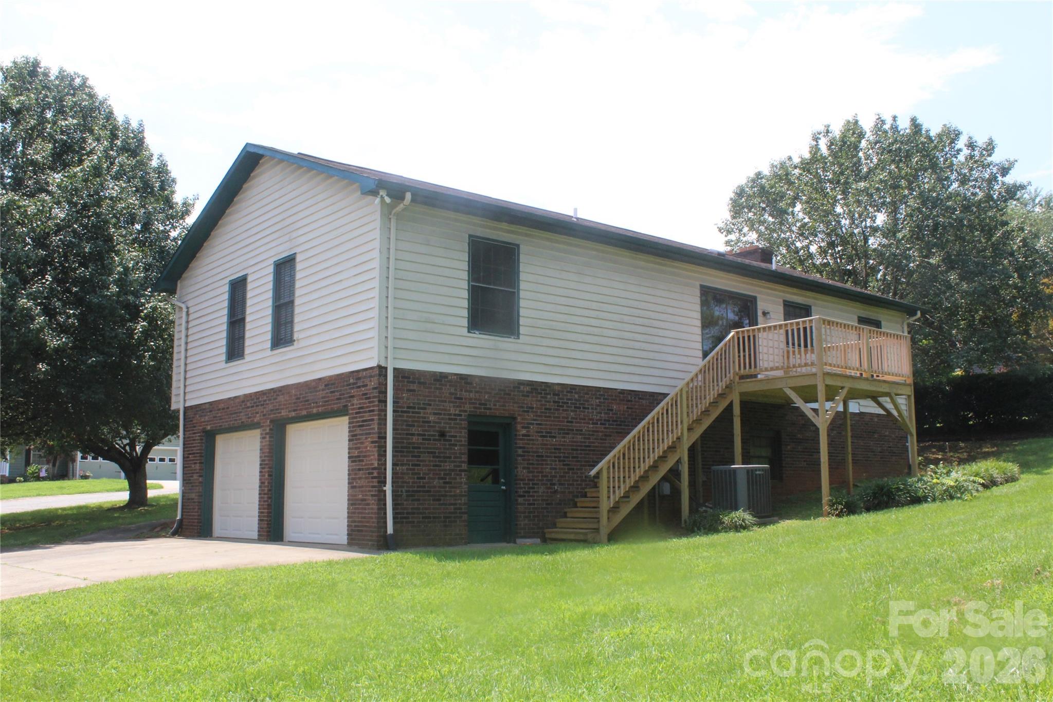 205 Inglewood Drive