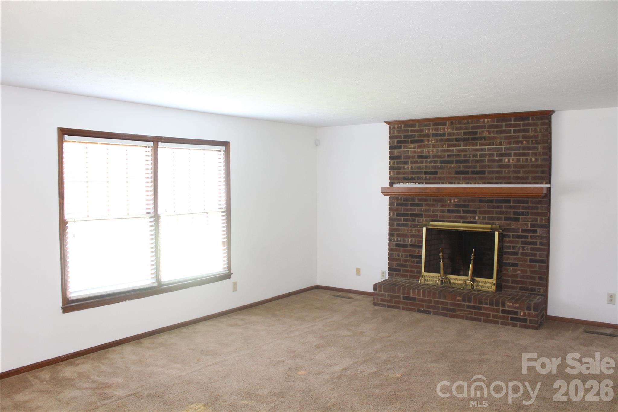 205 Inglewood Drive