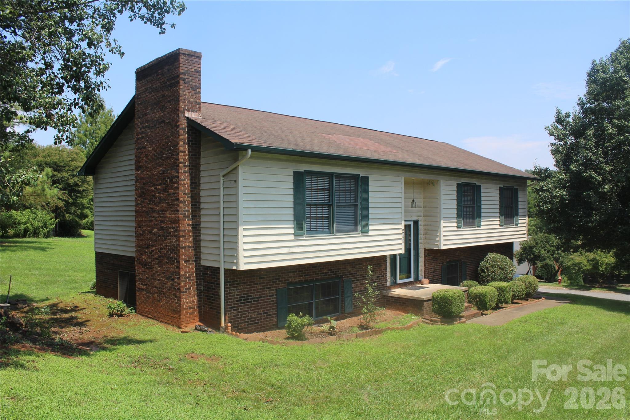 205 Inglewood Drive