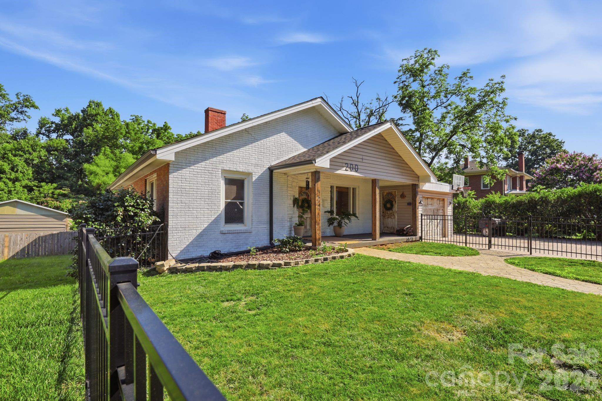 200 Feimster Street