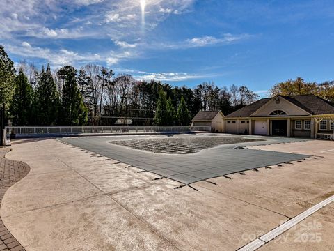 A home in Huntersville